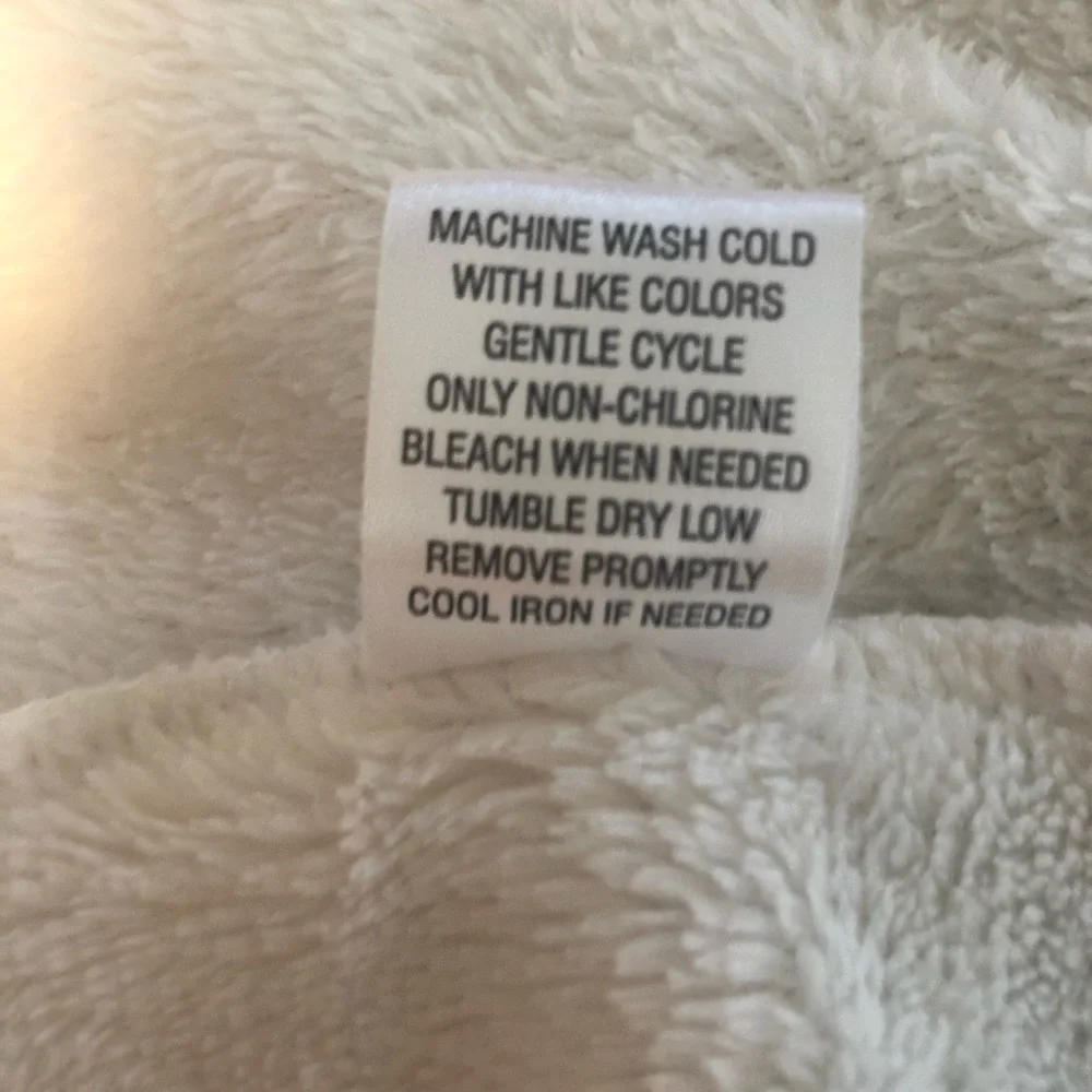 Jason Maxwell White jacket size large. Soft - Picture 7 of 8